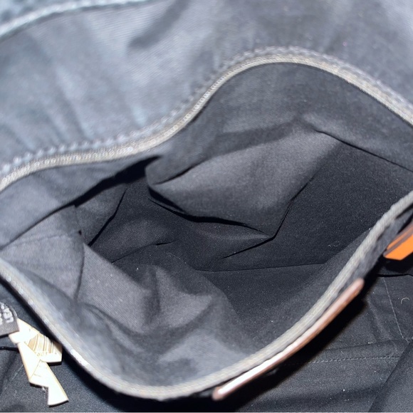 $468 Marc by Marc Jacobs Black Pebble Leather Two-Way Tote w/ Brown Trim - Picture 12 of 14